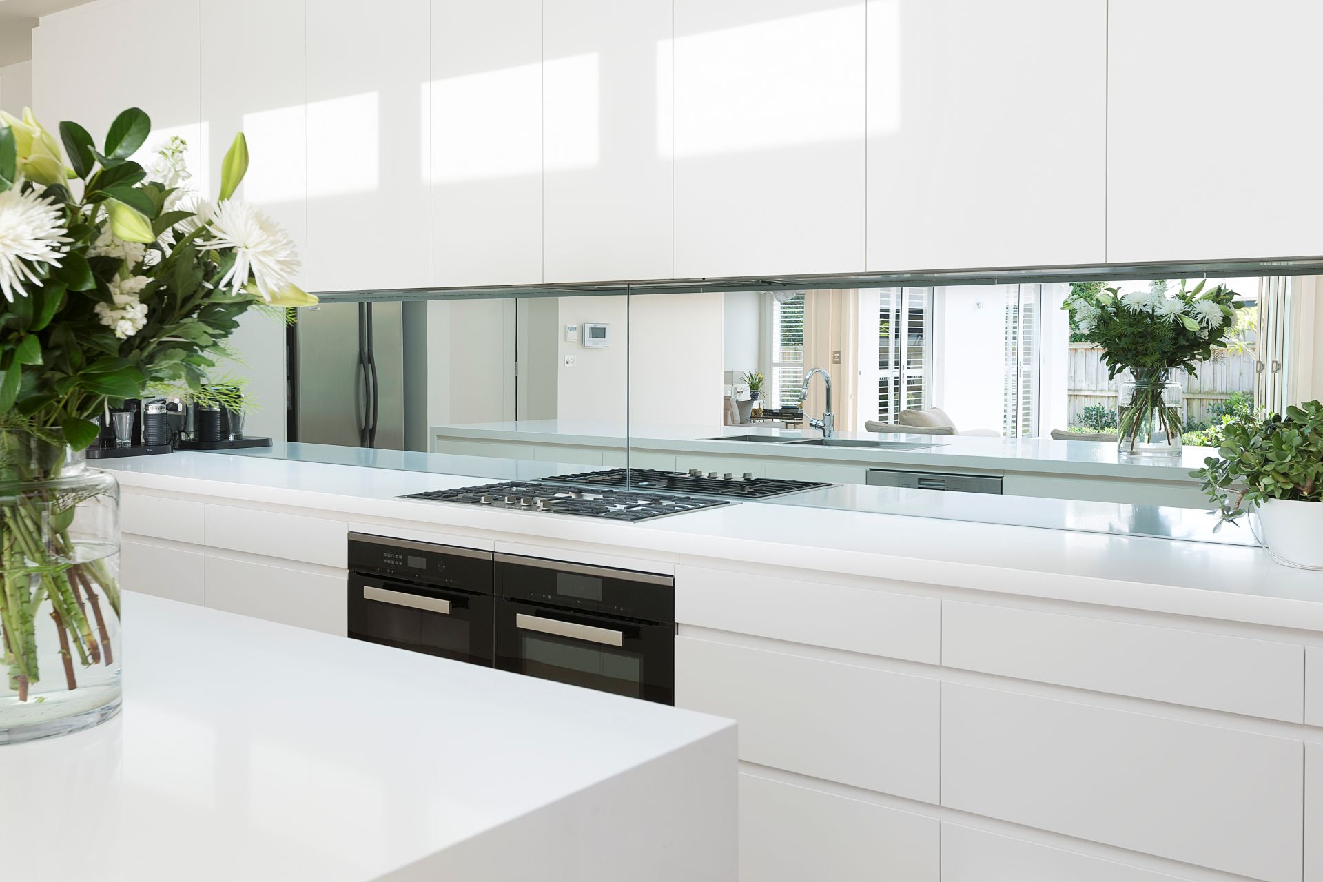 White modern kitchen