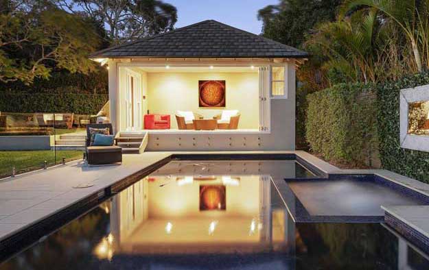 Also a Fantastic Entertaining Space by Night Also a Fantastic Entertaining Space by Night