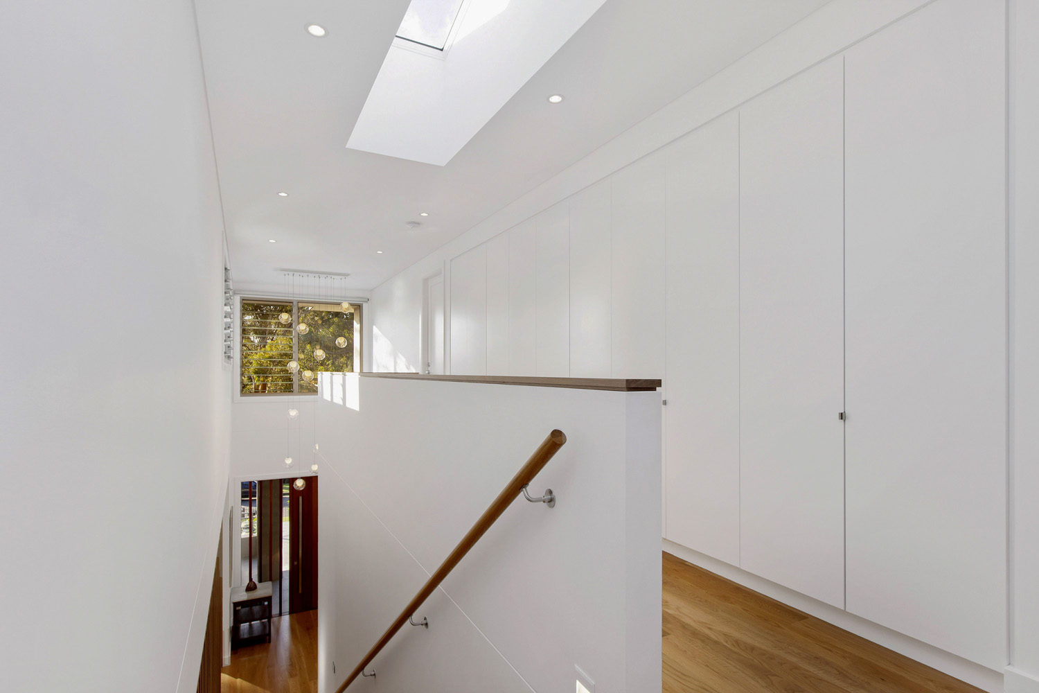 Killara Contemporary: staircase with skylights