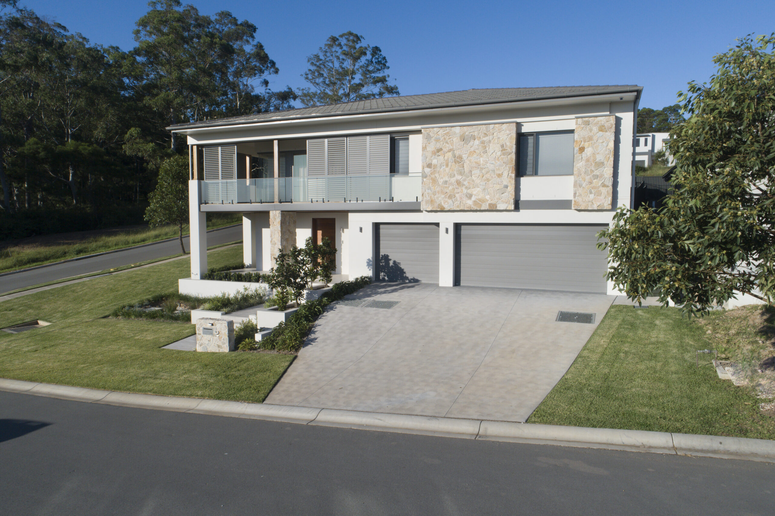 Castle Hill Mid-Century Contemporary: house exterior