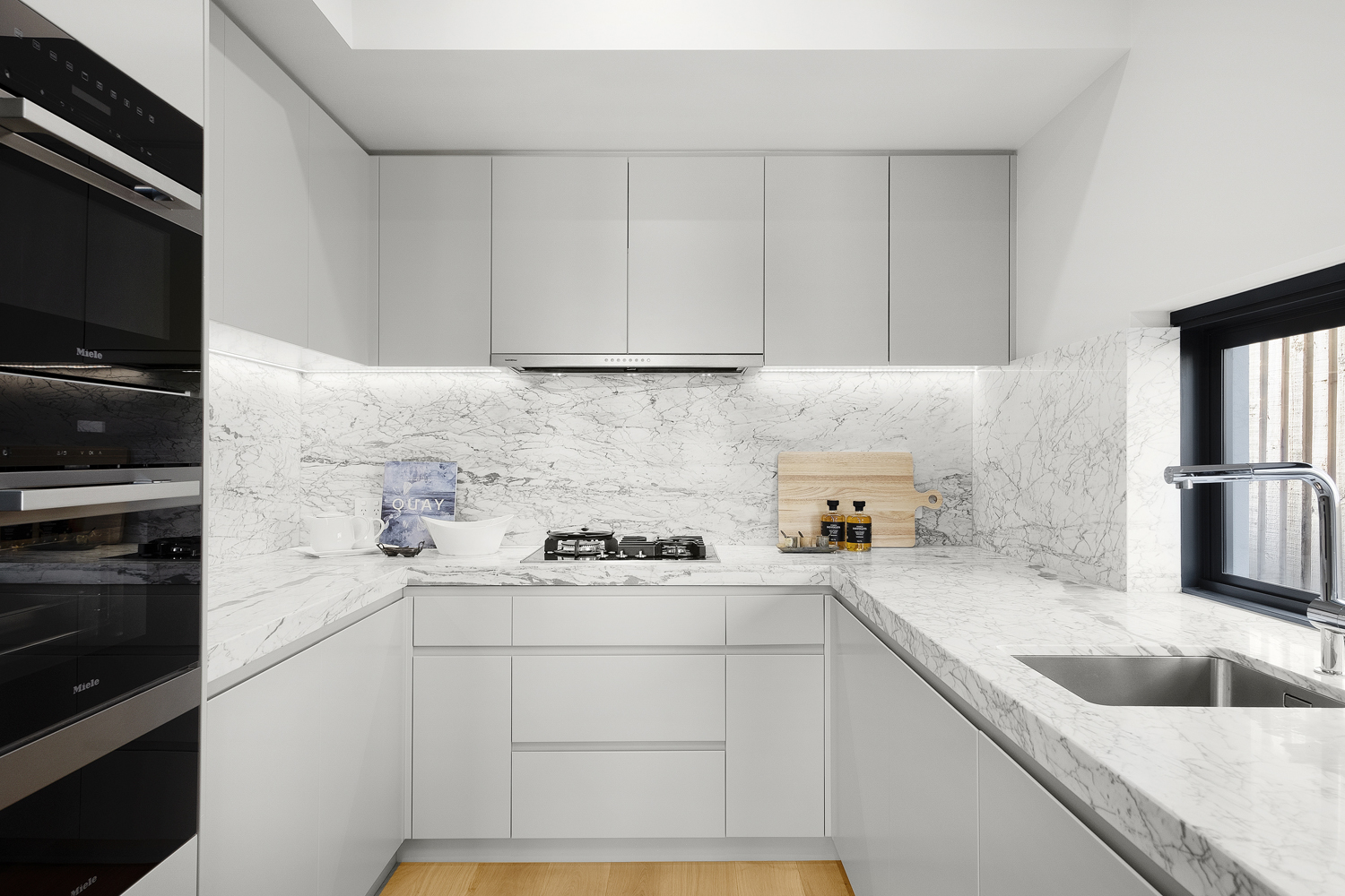 Greenwich Contemporary: pantry