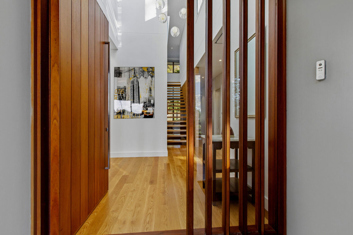 Killara Contemporary: wood panel front door entry