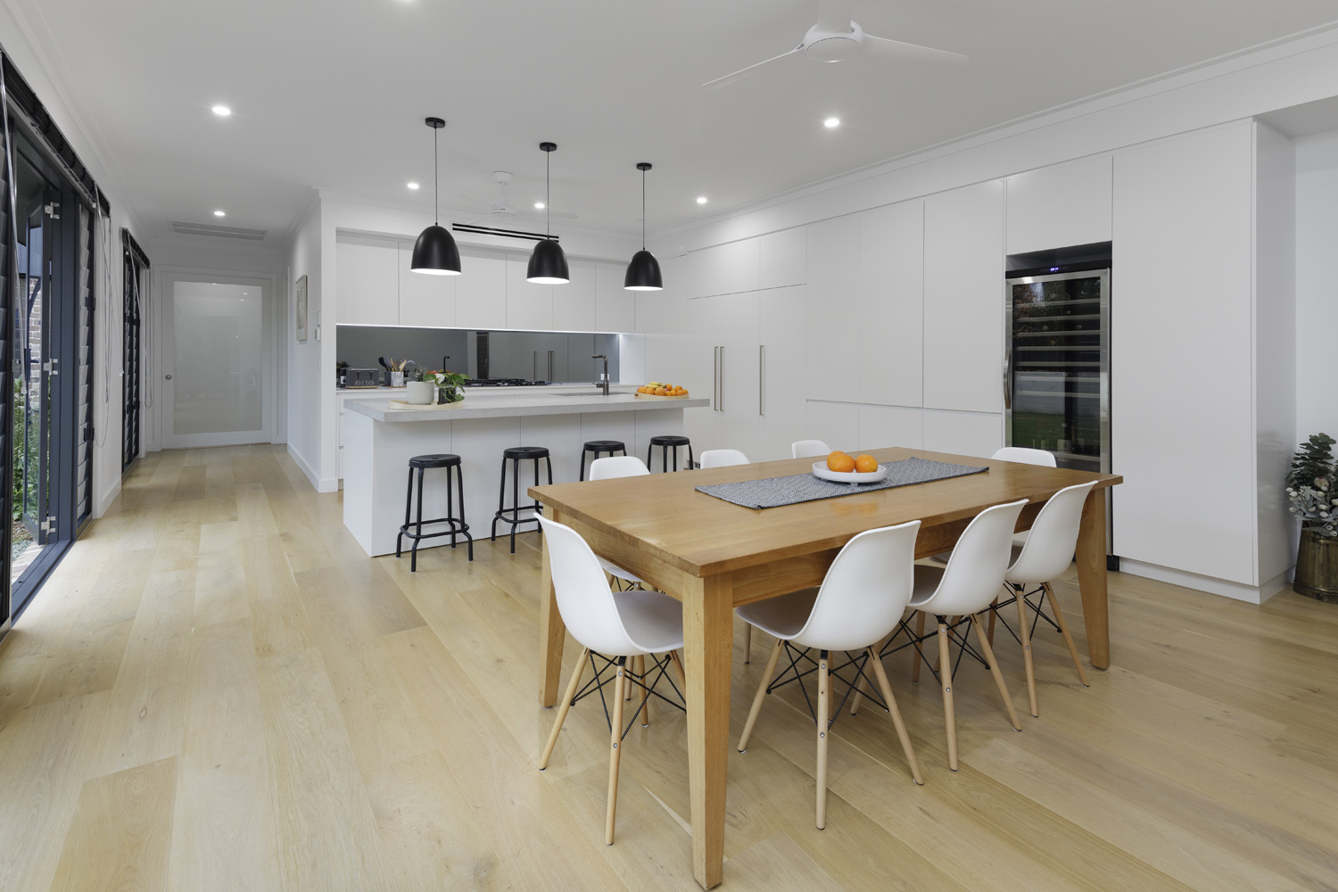 Glenhaven Contemporary Industrial: dining area and kitchen