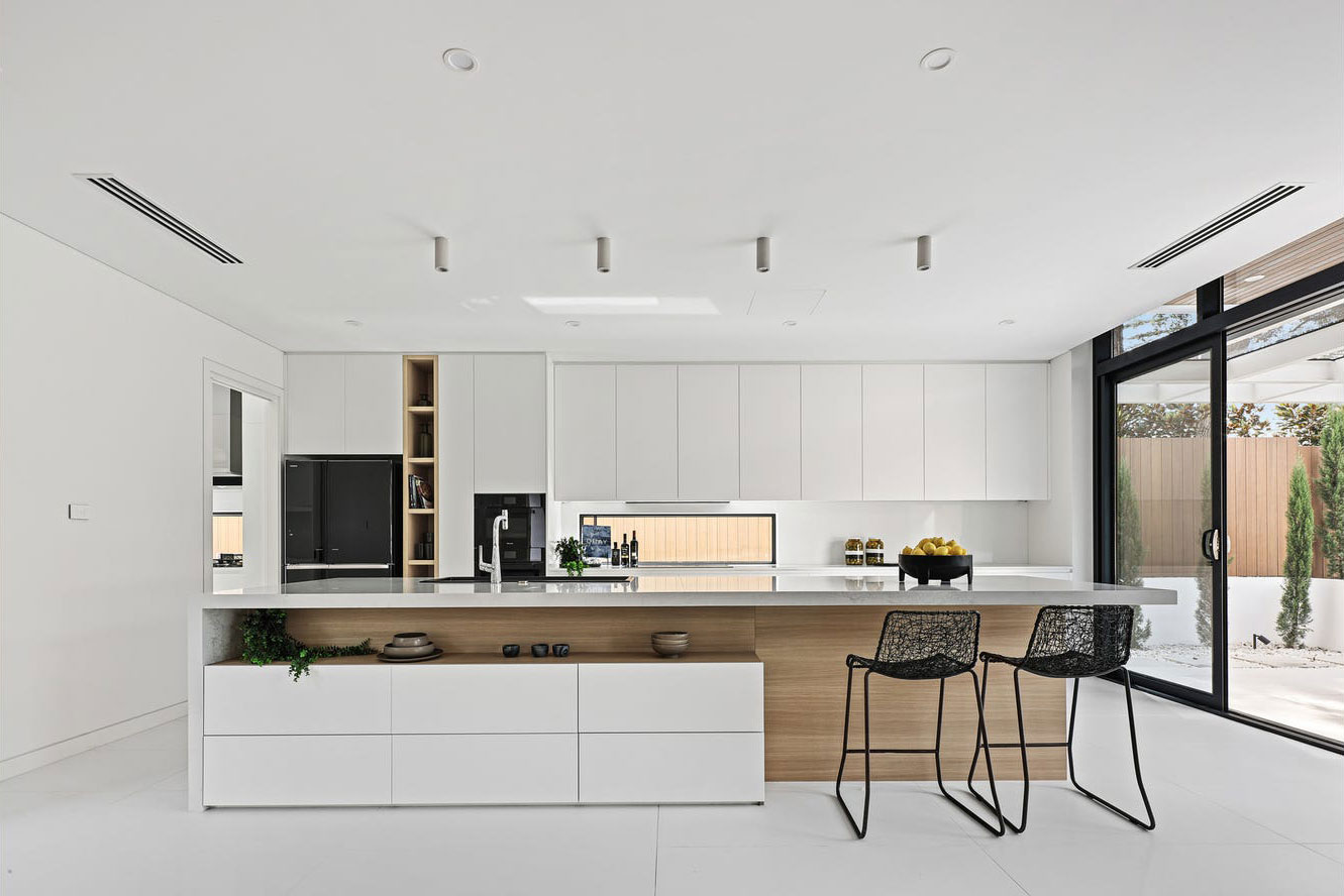 Greenwich Ultra Modern: kitchen