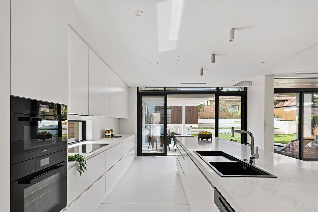 Greenwich Ultra Modern: kitchen leading to outdoors