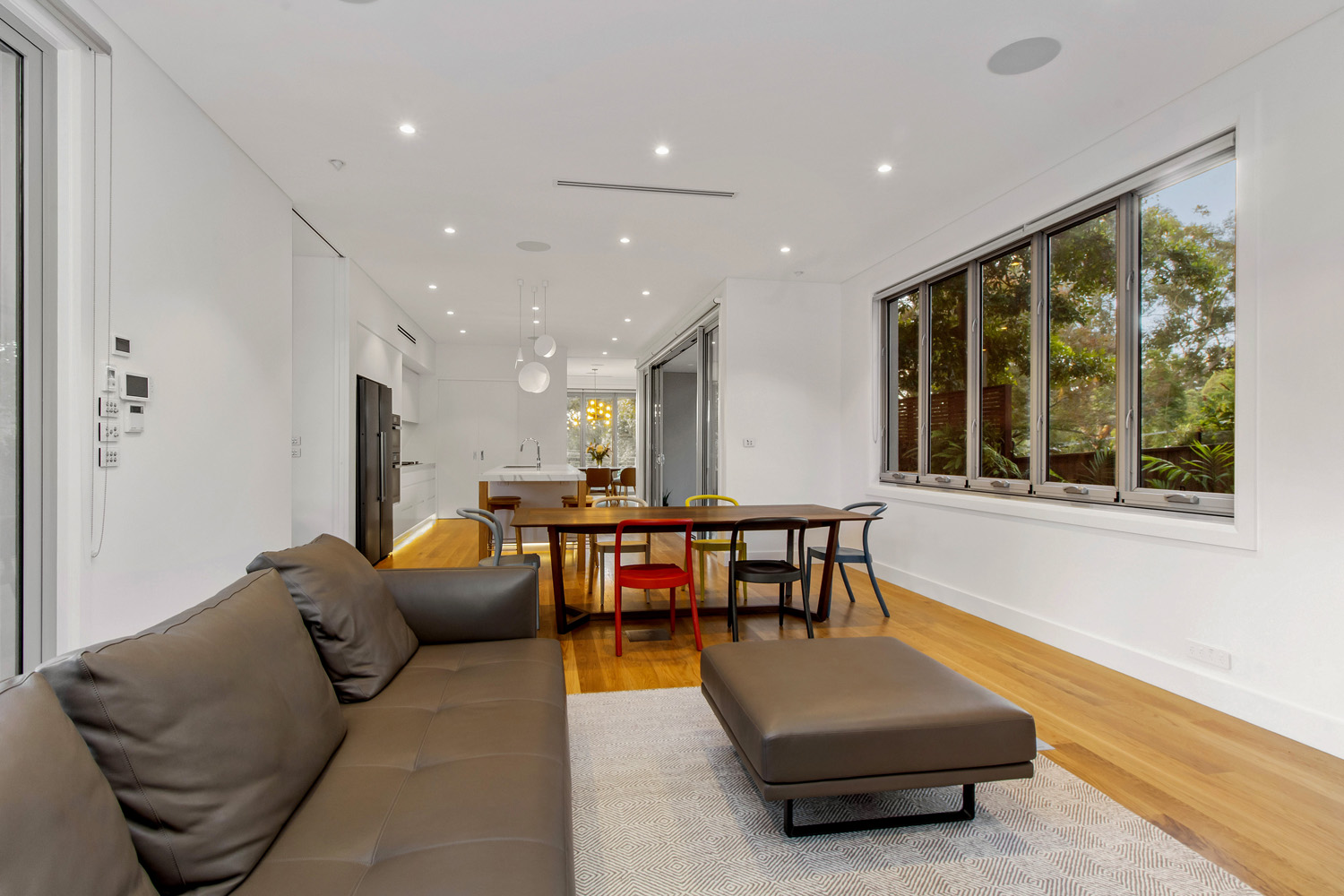 Killara Contemporary: Living