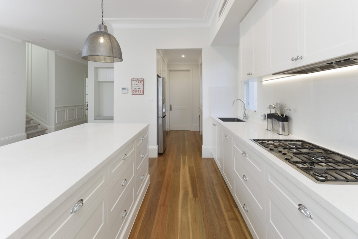 Greenwich Traditional Hamptons: Long kitchen