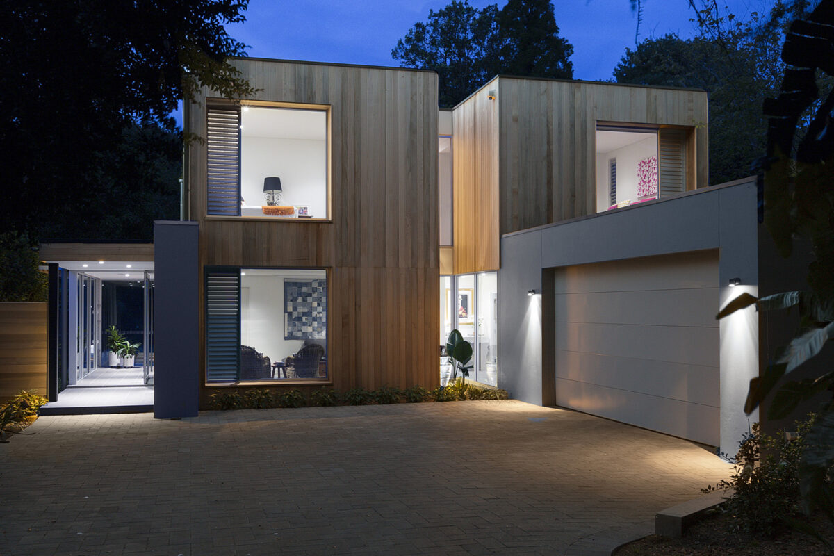 Wahroonga Modern: Cedar-clad exterior at night
