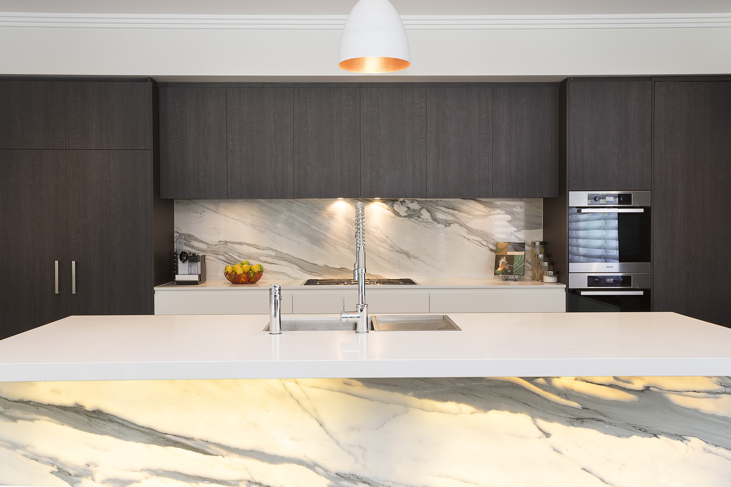 Warrawee Neo-Georgian: Kitchen with lit up counter